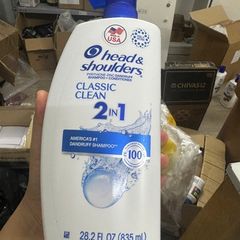 Dầu gội xả Head & Shoulders Classic Clean 2in1 835ml - Giảm gàu hiệu quả, mát da đầu, dễ sử dụng cho mọi loại tóc