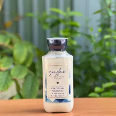 Sữa Dưỡng Thể Bath & Body Works Gingham 263ml - Dưỡng ẩm, Hương Tươi Mát, Phù Hợp Cho Nam Nữ, Giúp Da Mềm Mịn, Thấm Nhanh