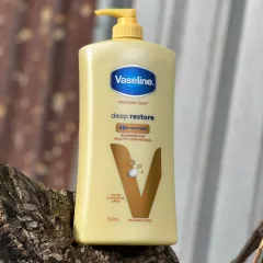 Sữa Dưỡng Thể Vaseline Intensive Care 750ml - Dưỡng ẩm, Làm Sáng Da, Không Nhờn Rít, Phù Hợp Với Da Khô