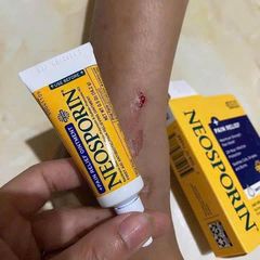 Kem mỡ Neosporin + Pain Relief 14.2g - Giảm đau, hỗ trợ liền sẹo nhanh chóng, sản phẩm chăm sóc da hiệu quả từ Mỹ