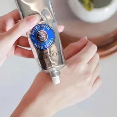 Kem Dưỡng Tay L'Occitane 150ml - Dưỡng Ẩm Sâu, Mềm Mịn Da Tay, Chiết Xuất Thiên Nhiên, Sản Phẩm Mỹ Phẩm Pháp