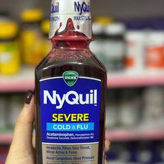 Siro Nyquil Severe Cold & Flu - Giảm triệu chứng cảm lạnh và cúm mạnh mẽ, an toàn cho người lớn và trẻ em từ 12 tuổi trở lên