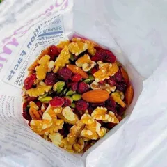 Hạt Mix Trái Cây Sấy Hữu Cơ Nature's Garden - Snack Packs 816g (24 Gói Nhỏ) - Thơm Ngon, Bổ Dưỡng, Lành Mạnh