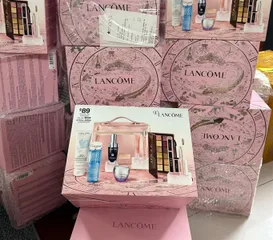 Vali Mỹ Phẩm Lancôme Holiday Beauty Box Limited 2025 - Bộ Quà Tặng Chăm Sóc Da và Trang Điểm Cao Cấp