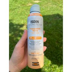 Xịt Chống Nắng ISDIN 250ml Transparent Spray Wet Skin SPF50 - Bảo Vệ Da Toàn Thân, Thẩm Thấu Nhanh, Dùng Được Khi Da Ướt