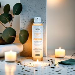 Xịt Chống Nắng ISDIN 250ml Transparent Spray Wet Skin SPF50 - Bảo Vệ Da Toàn Thân, Thẩm Thấu Nhanh, Dùng Được Khi Da Ướt