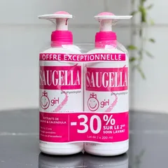 Dung Dịch Vệ Sinh Bé Gái Saugella Girl 200ml - An Toàn, Dịu Nhẹ, Bảo Vệ Vùng Kín Hằng Ngày Cho Bé Từ 3-12 Tuổi