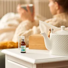 Xịt Họng Keo Ong Puressentiel 15ml - Giảm Ho, Làm Dịu Họng Tức Thì, Chăm Sóc Hô Hấp Từ Thiên Nhiên, An Toàn Cho Cổ Họng