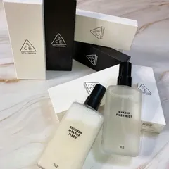 Xịt Khóa Nền 3CE Stylenanda Shimmer Makeup Fixer 95ml - Giữ lớp trang điểm bền lâu, tạo hiệu ứng bóng nhẹ, hoàn hảo cho mọi loại da.