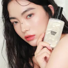Xịt Khóa Nền 3CE Stylenanda Shimmer Makeup Fixer 95ml - Giữ lớp trang điểm bền lâu, tạo hiệu ứng bóng nhẹ, hoàn hảo cho mọi loại da.