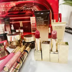 Set Vali Estee Lauder Holiday Blockbuster 2024 – Bộ 12 Món Dưỡng Da và Trang Điểm Cao Cấp, Quà Tặng Lễ Hội Tuyệt Vời