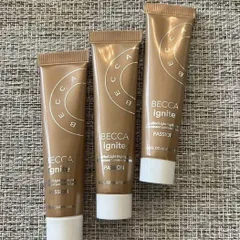 Kem Bắt Sáng Ignite Liquified Light Highlighter 15ml - Tăng Cường Ánh Sáng Trên Khuôn Mặt, Tạo Điểm Nhấn Tự Nhiên Từ Thiên Nhiên