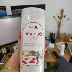 Hoa muối 1kg Sahu được làm từ 100% muối biển tự nhiên truyền thống không hóa chất