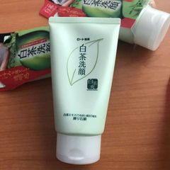 Sữa Rửa Mặt Trà Xanh Matcha Rohto Shirochaso - Làm Sạch Da, Cấp Ẩm, Ngăn Ngừa Mụn cho Da Khỏe Mạnh và Tươi Sáng