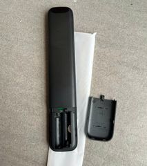 Điều Khiển Remote Tivi TCL Giọng Nói 3 Nút Trắng Dài - Phím Êm, Hỗ Trợ Smart TV, Tặng Kèm Pin Chính Hãng