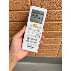Điều khiển Điều Hòa Panasonic 2 Chiều Mới Fullbox - Giảm Sâu 16 Độ Kèm Pin và Đế Treo, Hàng Chính Hãng