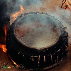 Muối Tre Cao Cấp Sahu - Muối Biển Tự Nhiên Hương Thơm, Vị Mặn Dịu, Giàu Khoáng Chất - Thích Hợp Cho Chay Và Gia Vị Sống 100g