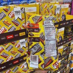 Socola Kisses Hershey's 180 viên 1.58kg - Kẹo Chocolate Mỹ với 4 Hương vị Ngọt Ngào, Quà Tặng lý tưởng cho Người Thích Ngọt
