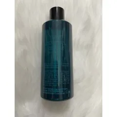 Xịt thơm Victoria’s Secret Very Sexy Sea và Very Sexy Orchid 250ml - Hương biển tươi mát và phong lan quyến rũ, hoàn hảo cho mùa hè.