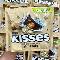 Socola Hershey’s Size Nhỏ Đủ Loại - Hương Vị Thơm Ngon 286g Đến 306g, Quà Tặng Hoàn Hảo Cho Dịp Đặc Biệt
