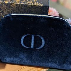 Bộ 3 Son Dưỡng Dior Natural Glow Essentials Gift Chính Hãng - Chăm Sóc Môi Tinh Tế, Dưỡng Ẩm, Tạo Nên Sắc Màu Tự Nhiên