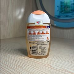 Dung Dịch Vệ Sinh Phụ Nữ Femfresh Daily Wash 250ml - Kháng Khuẩn, Làm Sạch, Khử Mùi, Hương Thơm Mát, Nhập Khẩu Chính Ngạch Từ Anh
