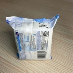 Khăn ướt vệ sinh vùng kín cao cấp Femfresh 0% Sensitive - An toàn cho da nhạy cảm, hỗ trợ kháng khuẩn, 25 tờ nhập khẩu chính ngạch