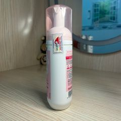 Bọt Vệ Sinh Phụ Nữ Femfresh 150ml - Chiết Xuất Bơ Karité & Sữa Yến Mạch, Kháng Khuẩn, Dưỡng Ẩm, Ngăn Ngừa Viêm Nhiễm