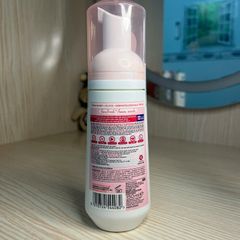 Bọt Vệ Sinh Phụ Nữ Femfresh 150ml - Chiết Xuất Bơ Karité & Sữa Yến Mạch, Kháng Khuẩn, Dưỡng Ẩm, Ngăn Ngừa Viêm Nhiễm