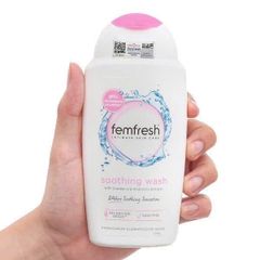 Dung dịch vệ sinh Femfresh Intimate Skin Care Soothing Wash 250ml