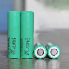 Pin 18650 Samsung 25R 3.7V - Dung Lượng 2500mAh, Dòng Xả 20A, Pin Lithium Chính Hãng, Mới 100%