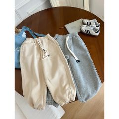 Ambbkids Quần Dài Thể Thao Rộng Rãi Bo Gấu Dày Dặn, Phong Cách Cực Ngầu Cho Bé Trai Thu Đông 2025 - Thời Trang Tiện Lợi Cho Bé