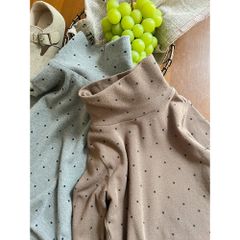 Áo Giữ Nhiệt Cổ Lọ Chấm Bi Ambbkids Cho Bé Gái Dáng Ôm Co Dãn - Thời Trang Thu Đông Hàn Quốc Mới Nhất 2024