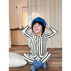 Bộ Quần Áo Dài Tay Cotton Hàn Quốc Cho Bé Trai, Bé Gái - Hoạ Tiết Xinh Xắn, Thoáng Mát 2024