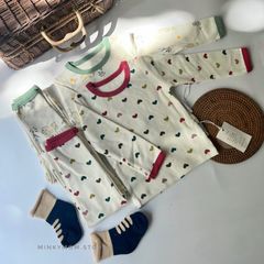 Bộ Đồ Dài Tay Thu Đông Hàn Quốc Cho Bé Trai Gái - Bộ Quần Áo Mặc Nhà Đi Học, Chất Cotton Dày Dạn, Ấm Áp Mùa Lạnh