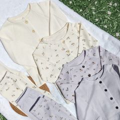 Bộ Đồ Dài Tay Cotton Tổ Ong Peekaboo - Thời Trang Thu Đông Cho Bé Phong Cách Hàn Quốc, Dễ Thương và Thoáng Khí