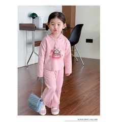 Bộ Quần Áo Thu Đông Có Mũ và Quần Loe Xẻ Giữa Phong Cách Sành Điệu Cho Bé Gái - Thời Trang Trẻ Em Xinh Xắn