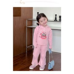 Bộ Quần Áo Thu Đông Có Mũ và Quần Loe Xẻ Giữa Phong Cách Sành Điệu Cho Bé Gái - Thời Trang Trẻ Em Xinh Xắn