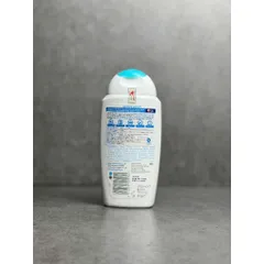 Dung dịch vệ sinh phụ nữ Femfresh Active Wash 250ml - Hàng Anh nhập khẩu, phù hợp cho phụ nữ năng động, không dị ứng, chăm sóc vùng kín tươi trẻ.