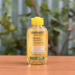 Nước Tẩy Trang Garnier Vitamin C Làm Sáng Da 125ml - Micellar Cleansing Water Chuyên Dụng Cho Da Nhạy Cảm, Không Cồn, Làm Sáng Rạng Rỡ