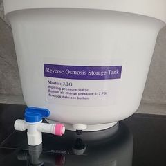 Bình áp nhựa 3.2G 7L với van chống nổ - Dụng cụ chứa nước tích áp cho máy lọc nước RO, thiết kế nhỏ gọn, an toàn thực phẩm.