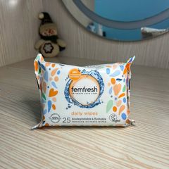 Khăn ướt vệ sinh vùng kín Femfresh Intimate Skincare - Hỗ trợ làm sạch, khử mùi, nuôi dưỡng da - Xuất xứ Anh, 25 tờ