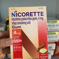 Kẹo Cao Su Nicorette Hỗ Trợ Cai Thuốc Lá - Hương Vị Quế, 2mg - Gói 100 Viên Giúp Kiểm Soát Cơn Thèm Thuốc Lá