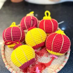 Đèn Lồng Mini Trang Trí Tết - Đèn Lồng Thủ Công Bằng Len Đỏ Vàng Hoạt Hình Chiếc Đèn Lồng Rực Rỡ cho Không Gian Ấm Áp