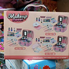 Bộ Đồ Chơi Trang Điểm Nhập Vai Kuromi - Gồm 3 Phân Loại và Máy Làm Nail Thú Vị Cho Bé Khám Phá Thế Giới Làm Đẹp