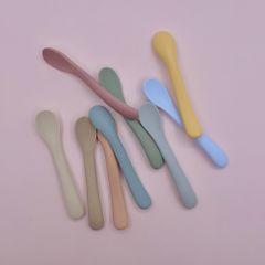 Thìa Ăn Dặm Silicon Cao Cấp - Muỗng Tập Xúc Kiểu Dáng Hàn Quốc An Toàn Cho Bé 5 Tháng Trở Lên, Chịu Nhiệt Đến 220°C