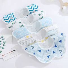 Yếm Hoa Chống Thấm Xoay 360 Độ Cho Bé - Yếm Ti Sữa Dễ Thương, Phụ Kiện Ăn Dặm An Toàn Từ 0-4 Tuổi