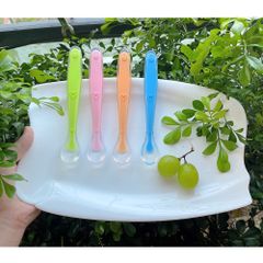 Thìa Silicon Ăn Dặm An Toàn Cho Bé - Chất Liệu Mềm, Bo Tròn Không Tổn Thương Miệng, Dùng Cho Bé Trai Gái Trong Thời Kỳ Ăn Dặm