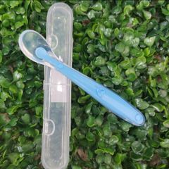 Thìa Silicon Ăn Dặm An Toàn Cho Bé - Chất Liệu Mềm, Bo Tròn Không Tổn Thương Miệng, Dùng Cho Bé Trai Gái Trong Thời Kỳ Ăn Dặm