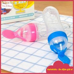 Thìa Bóp Silicon An Toàn Cho Bé - Dụng Cụ Ăn Dặm Tiện Lợi Để Đút Bột, Sữa, Cháo - Bộ Đồ Ăn Dặm Chất Lượng Cao 90ml